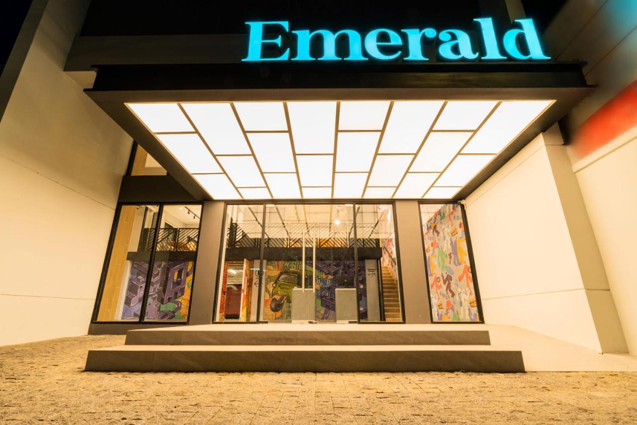 Emerald Hotel Residence Phnom Penh Zewnętrze zdjęcie